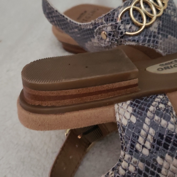 EARTH ORIGINS SANDLES - Picture 4 of 5